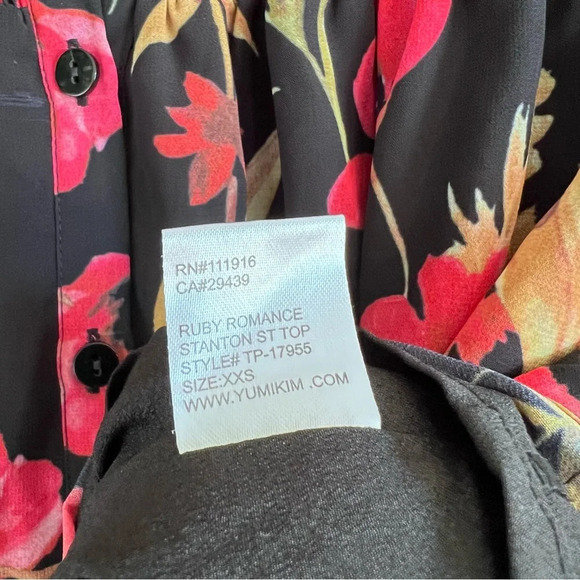 Yumi Kim Emmaline Floral Blouse - Picture 7 of 13